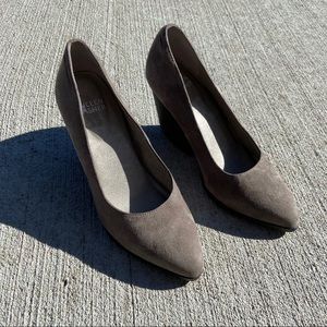 EILEEN FISHER Gray Suede Stacked Block Heel 5